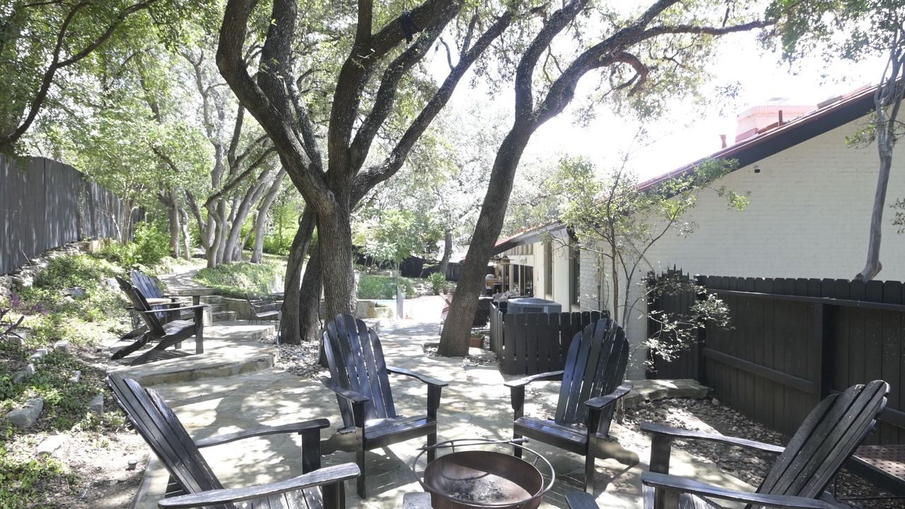 Photo of Patio Balcony in Medical Center District