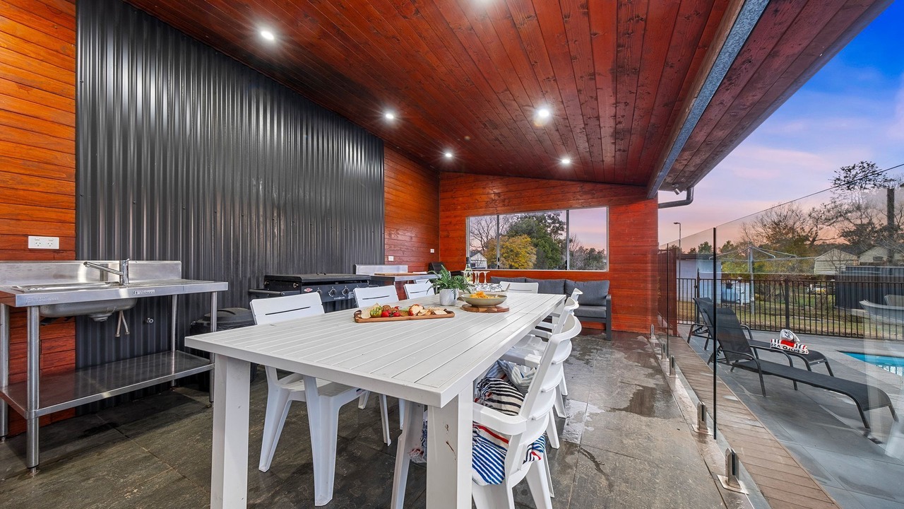 Photo of Outdoor in Wilberforce