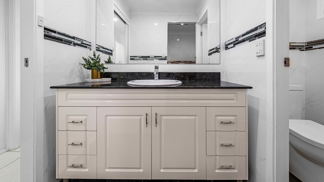 Photo of Bathroom in Wilberforce