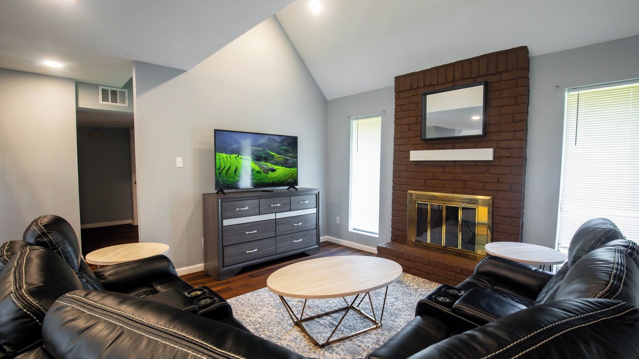 Photo of Livingroom in Missouri City