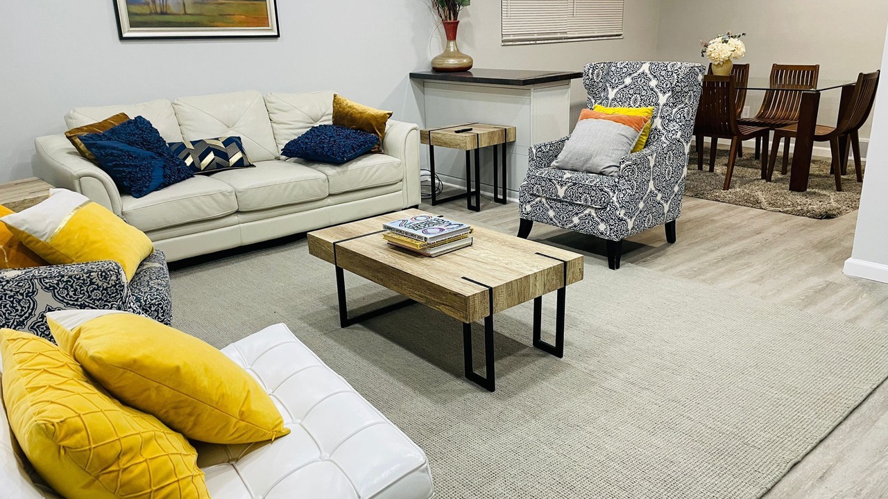 Photo of Livingroom in Oak Park