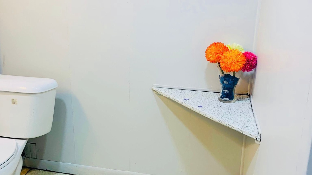 Photo of Bathroom in Oak Park