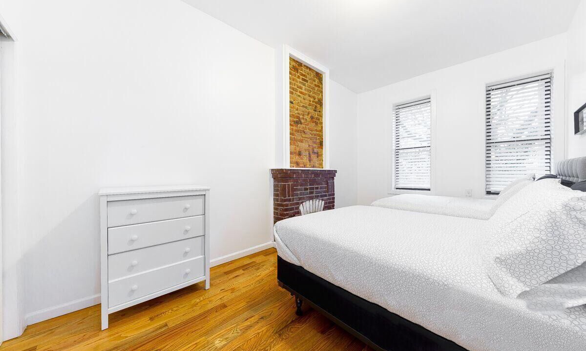 Photo of Bedroom in Brownsville