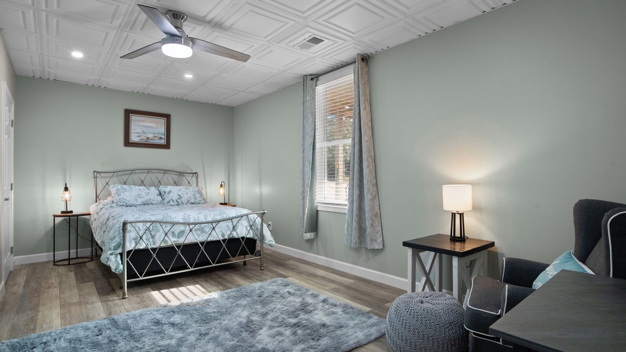 Photo of Bedroom in Waverly