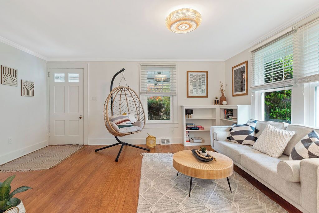 Photo of Livingroom in Wake Forest
