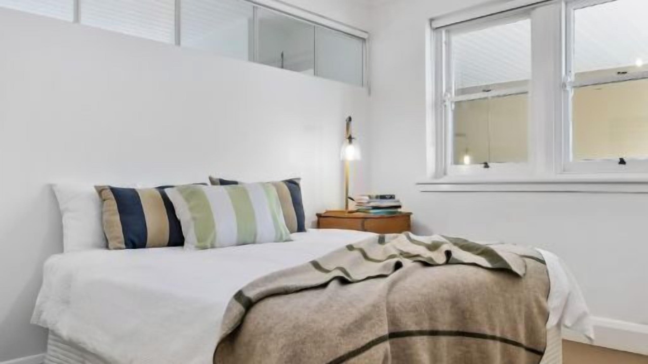 Photo of Others in Elwood