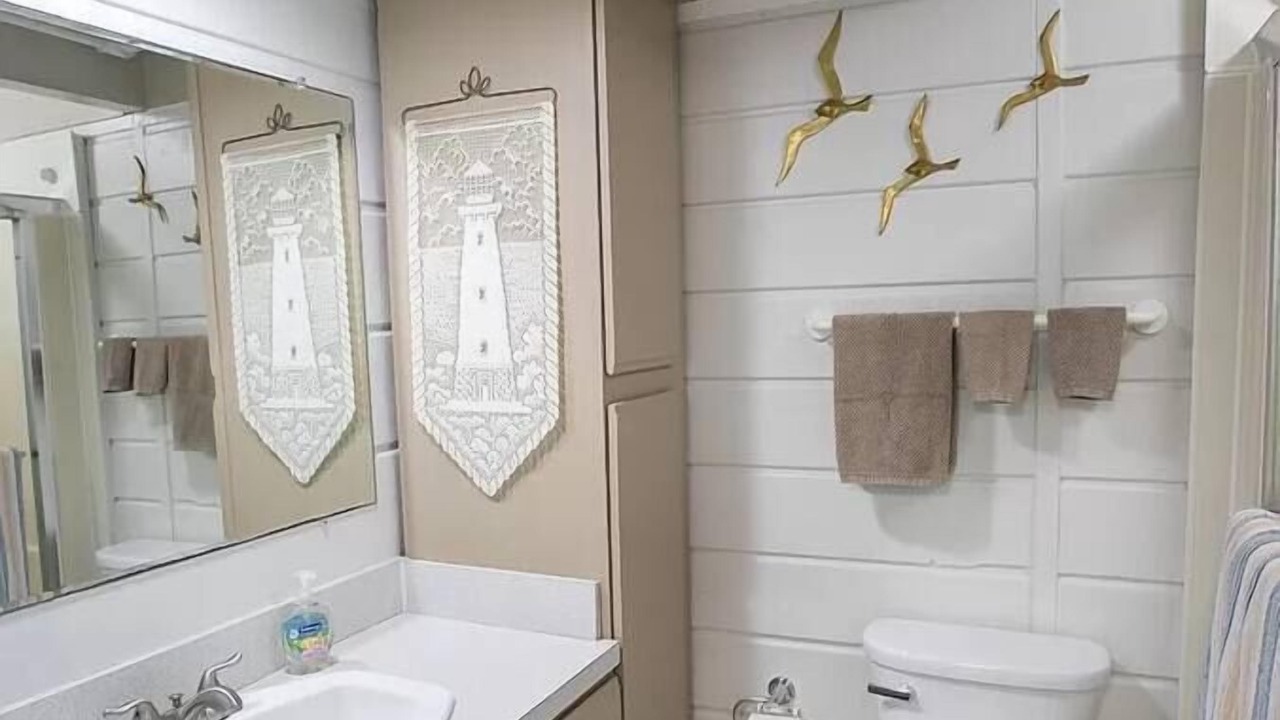 Photo of Bathroom in Bethany Beach