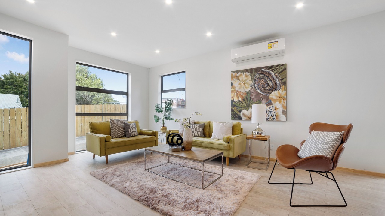 Photo of Livingroom in Epsom