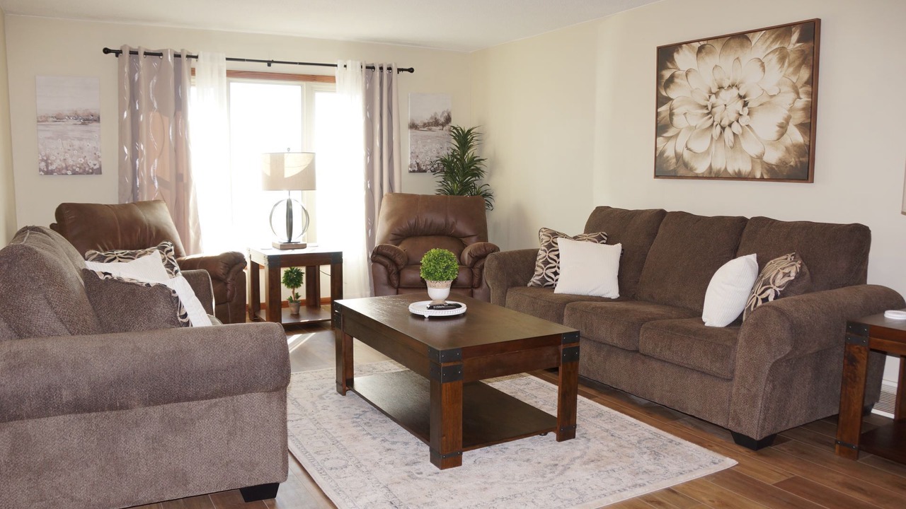 Photo of Livingroom in Adams County