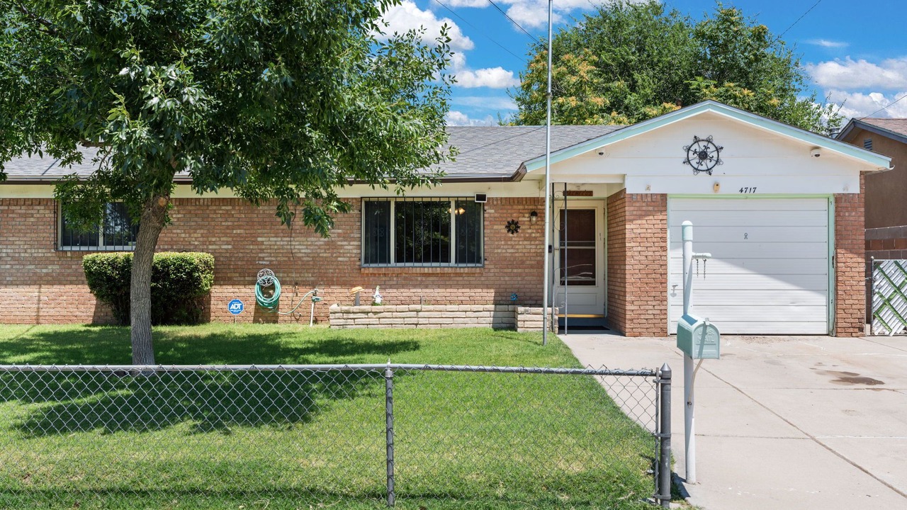 Photo of Outdoor in Pat Hurley