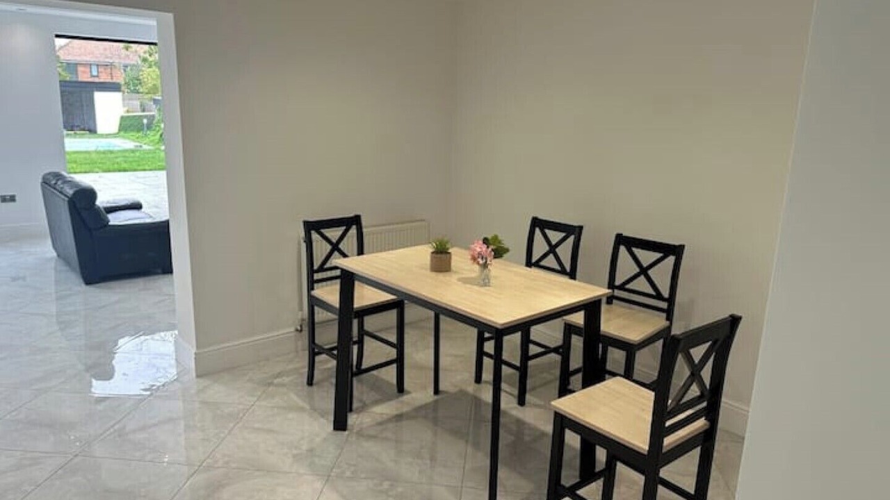 Photo of Others in Aldershot