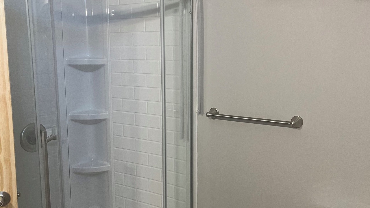 Photo of Bathroom in South Main Street