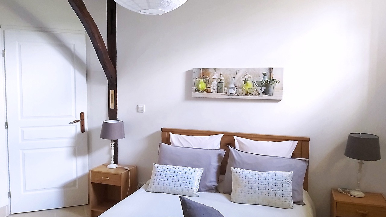 Photo of Bedroom in Calmont