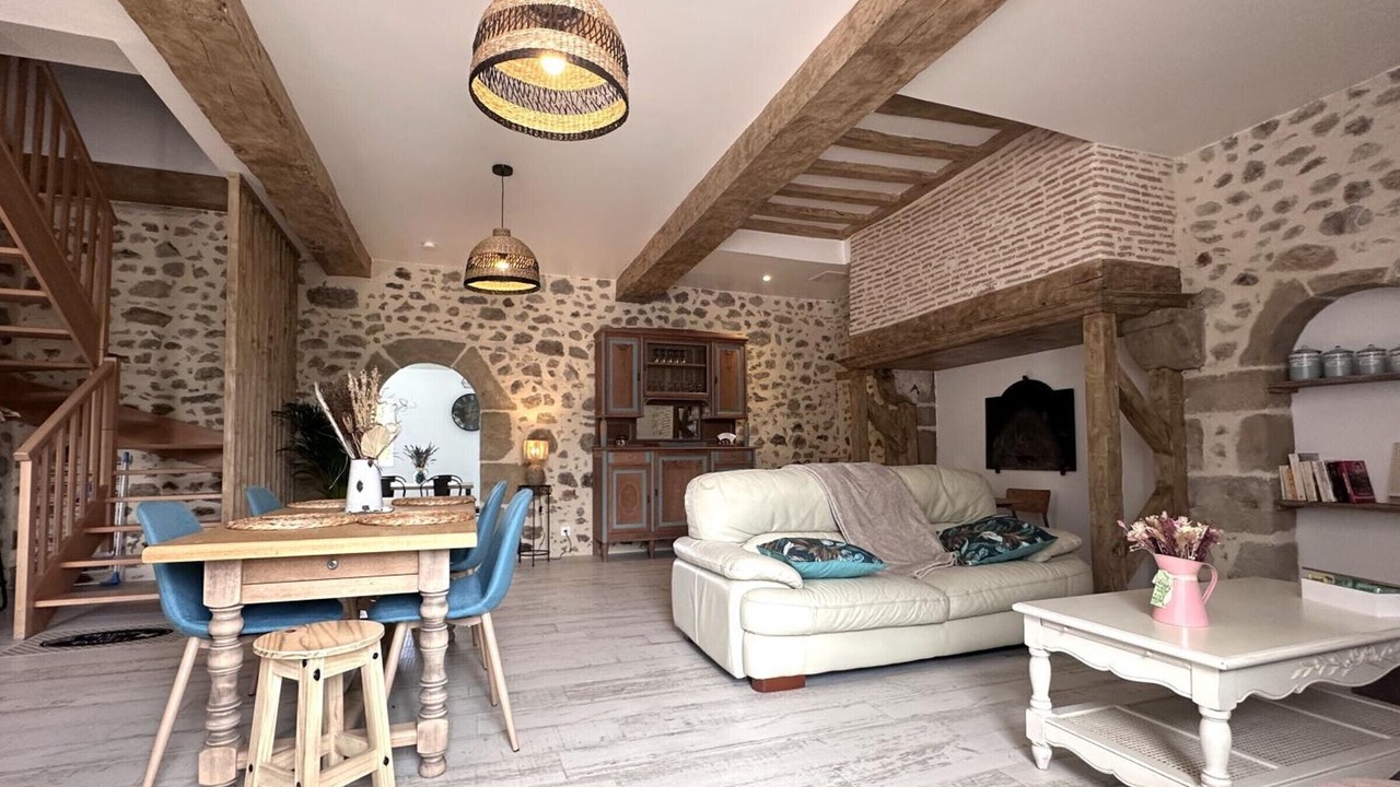 Photo of Livingroom in Rocles