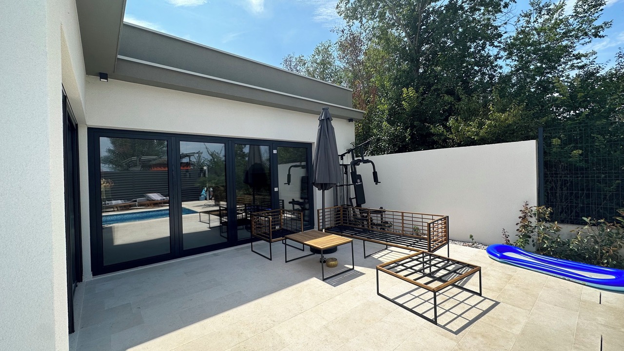 Photo of Patio Balcony in Skatari