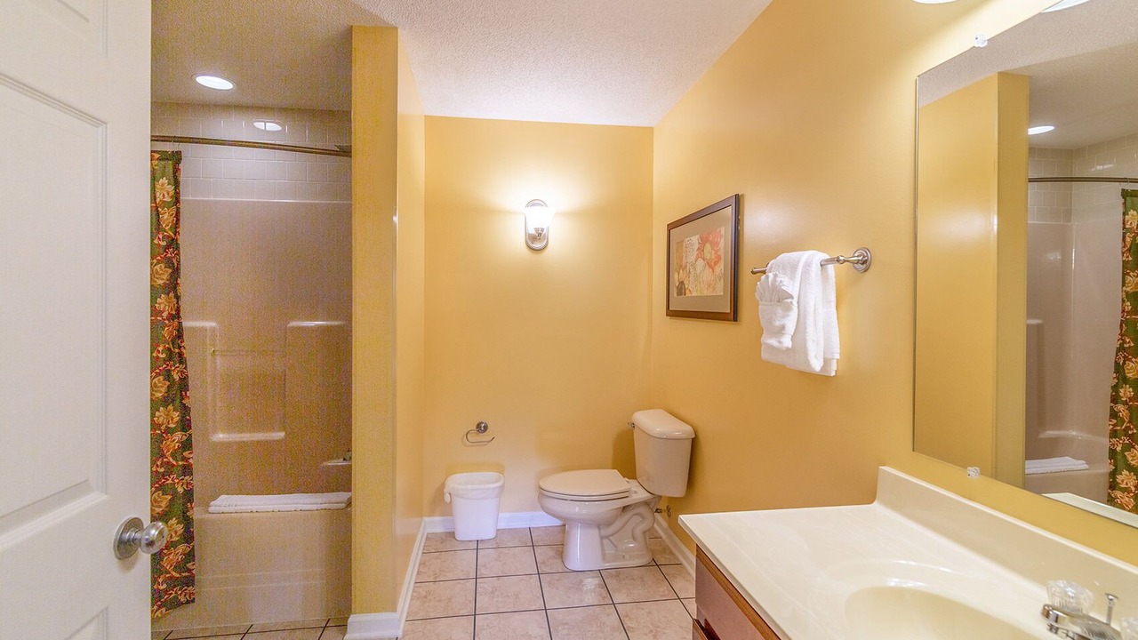Photo of Bathroom in McGaheysville