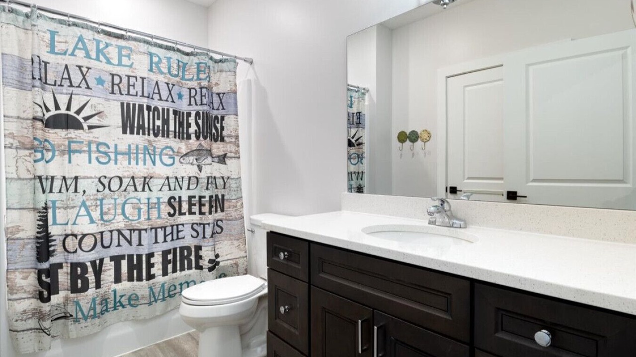 Photo of Bathroom in Camdenton