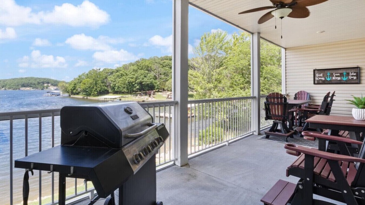 Photo of Patio Balcony in Camdenton