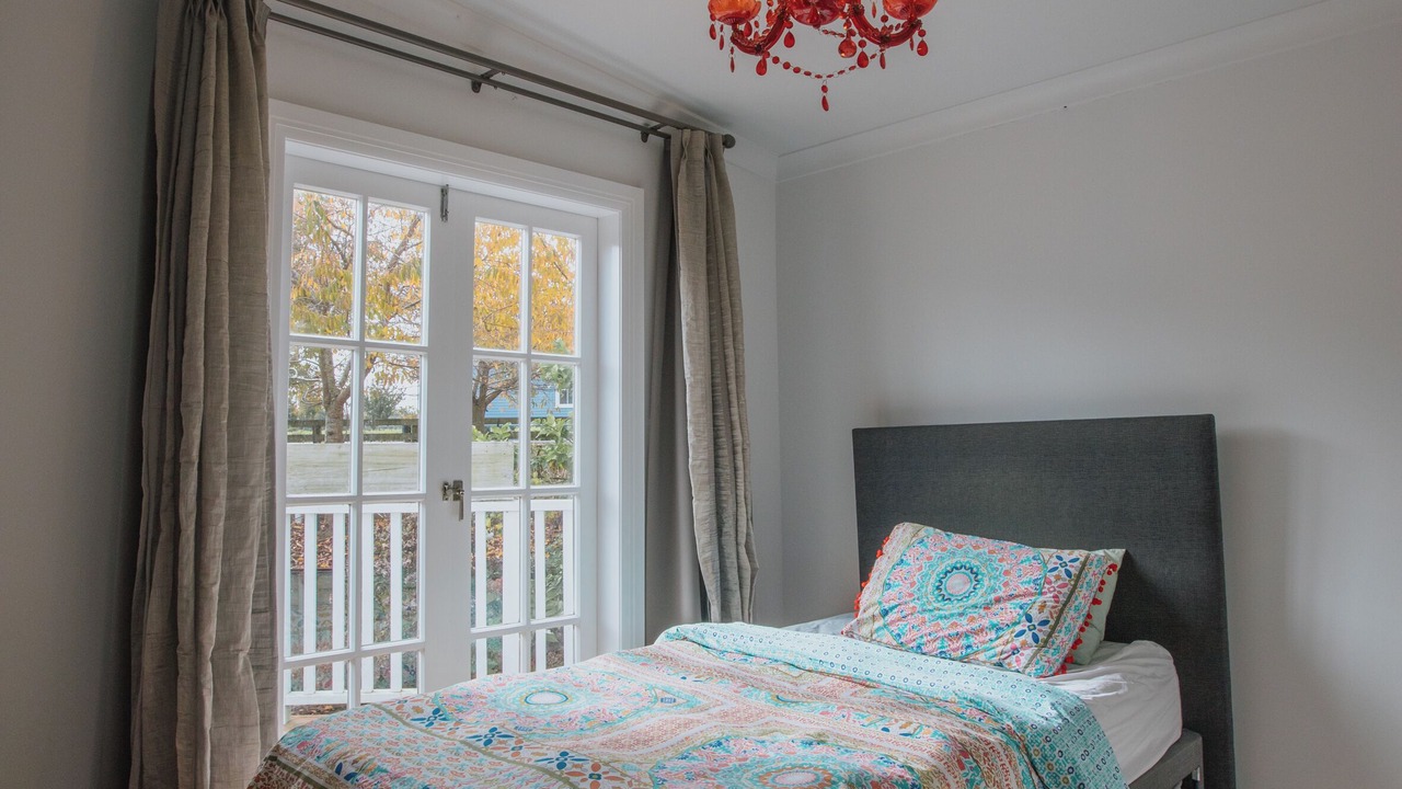 Photo of Bedroom in Glenbrook