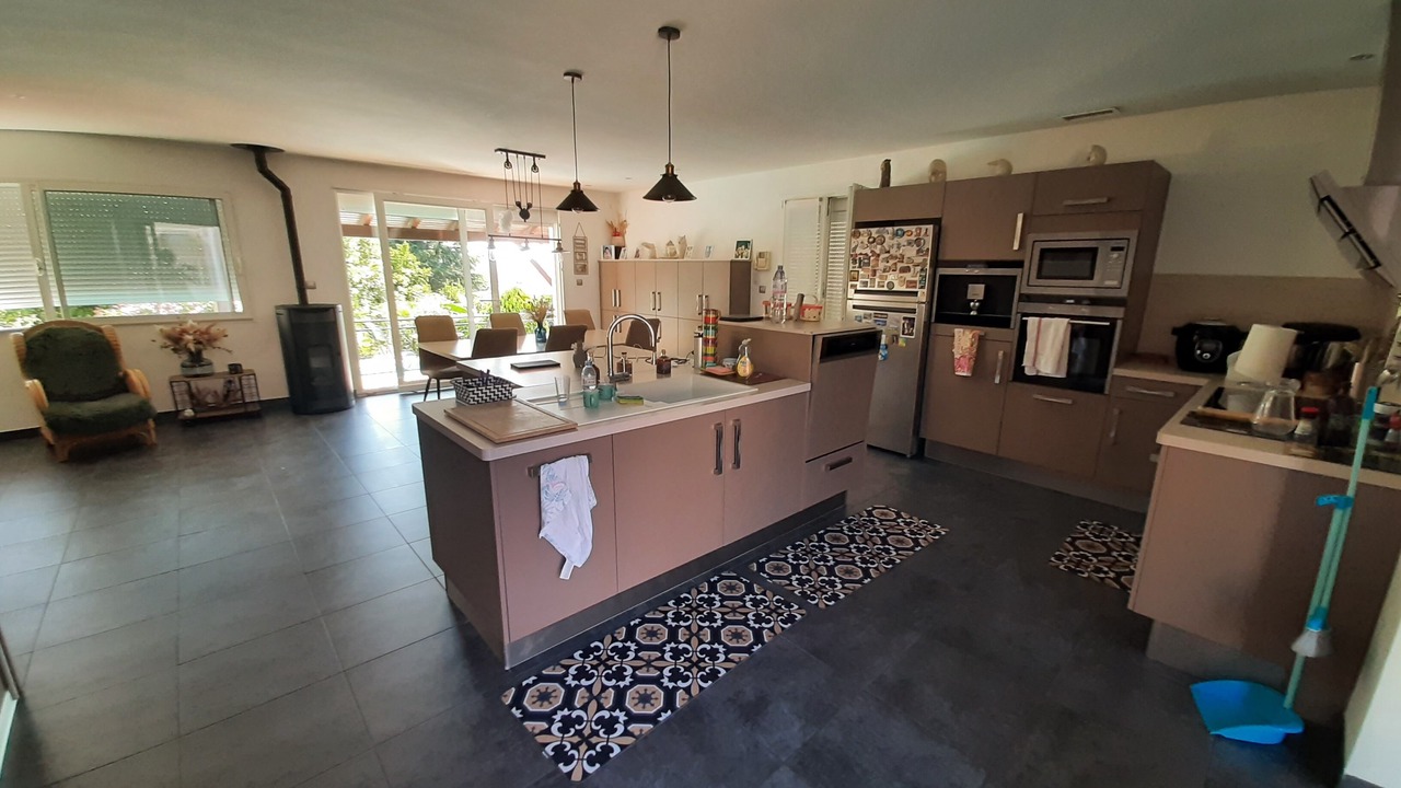 Photo of Kitchen in Bon-Encontre