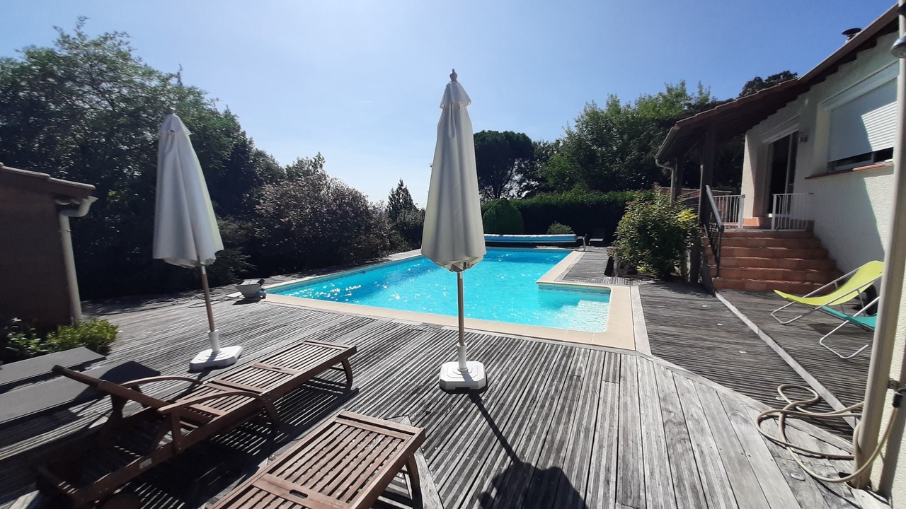 Photo of Outdoor in Bon-Encontre