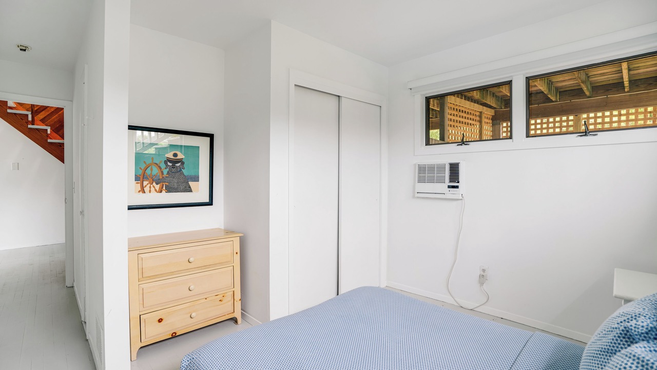Photo of Bedroom in Beach Hampton