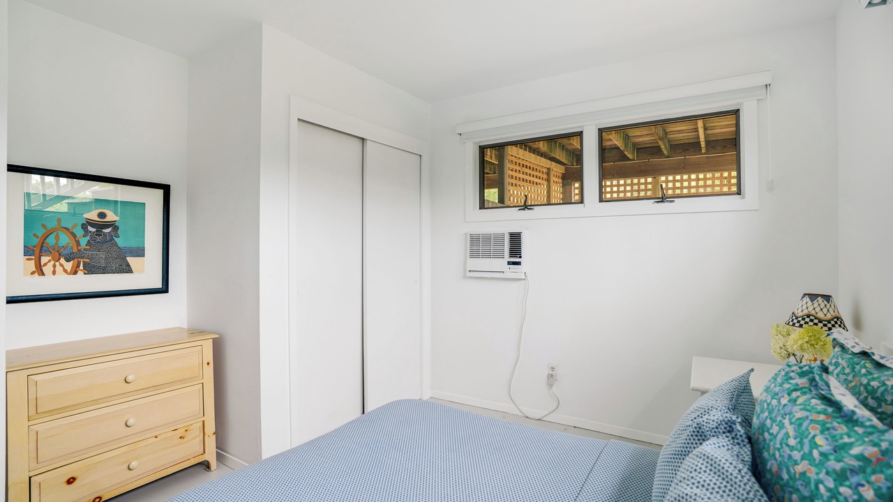 Photo of Bedroom in Beach Hampton