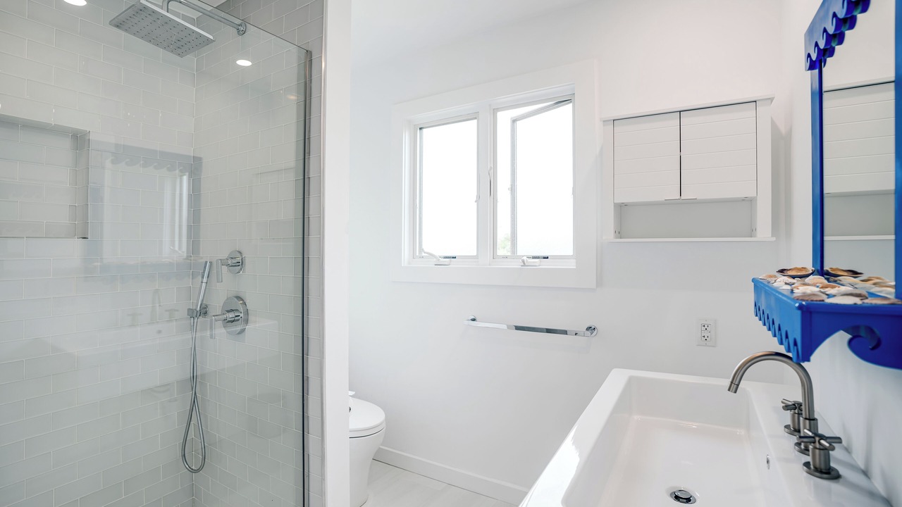 Photo of Bathroom in Beach Hampton