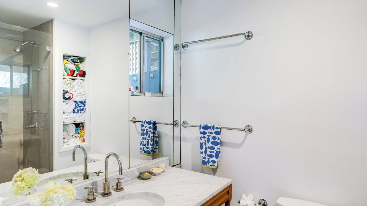 Photo of Bathroom in Beach Hampton