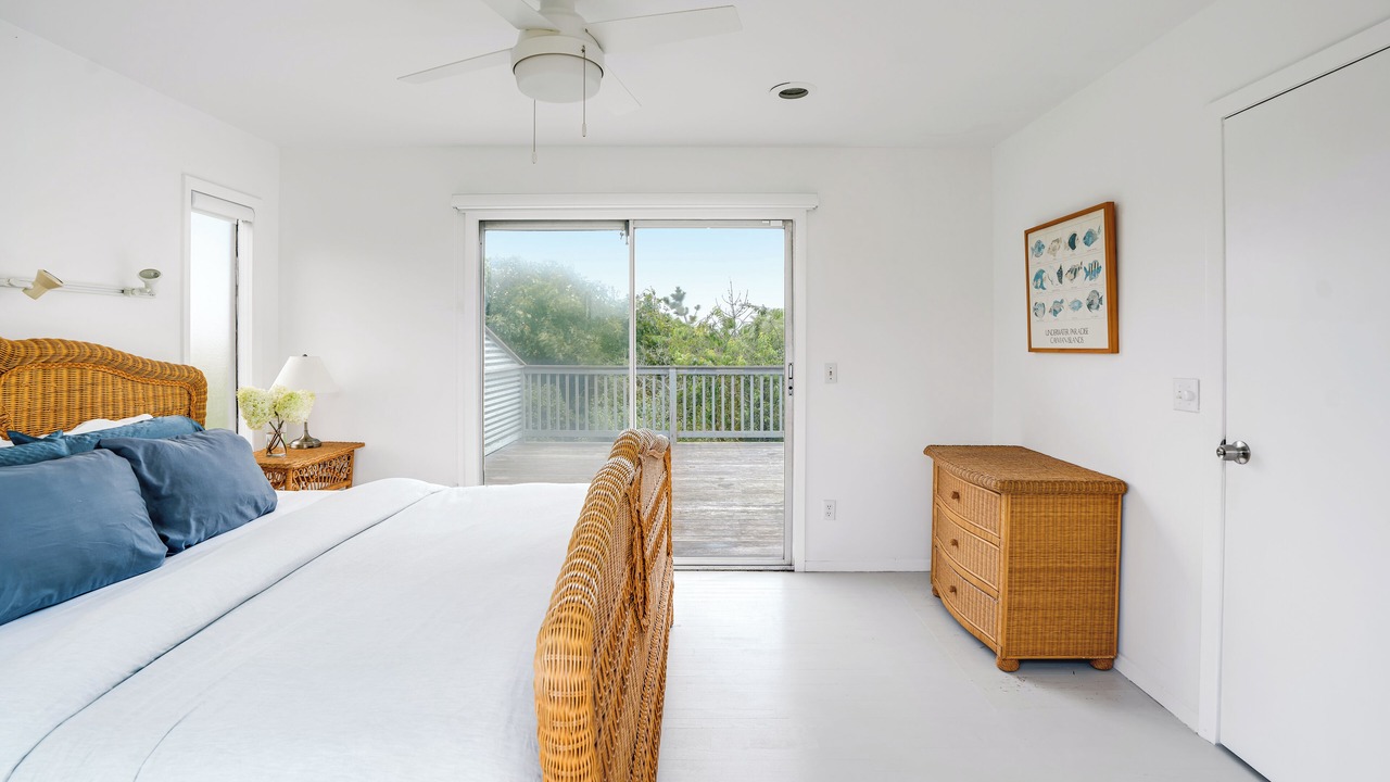 Photo of Bedroom in Beach Hampton
