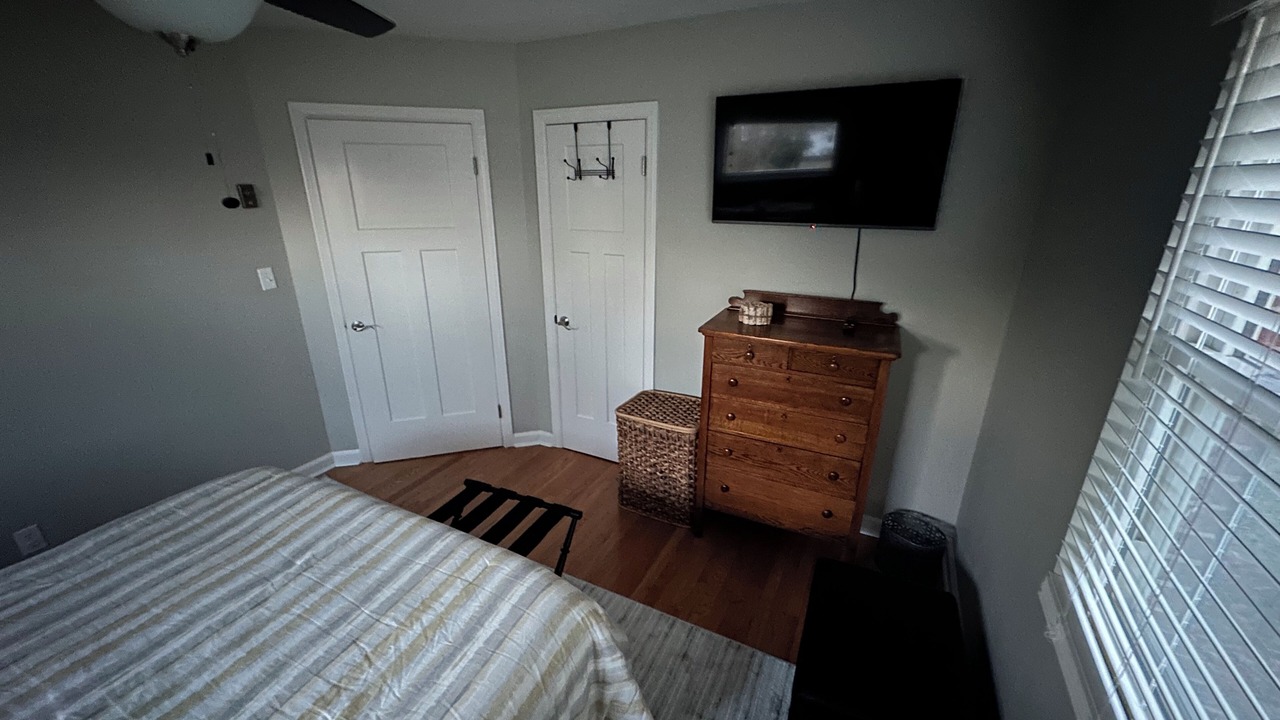 Photo of Bedroom in Cleveland