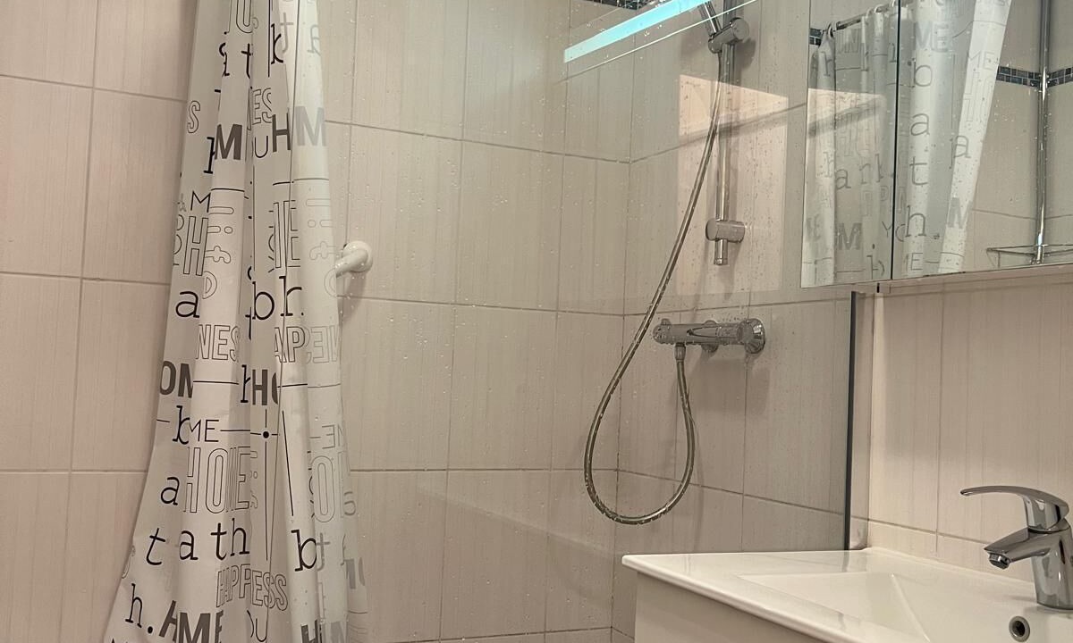 Photo of Bathroom in Sarcelles