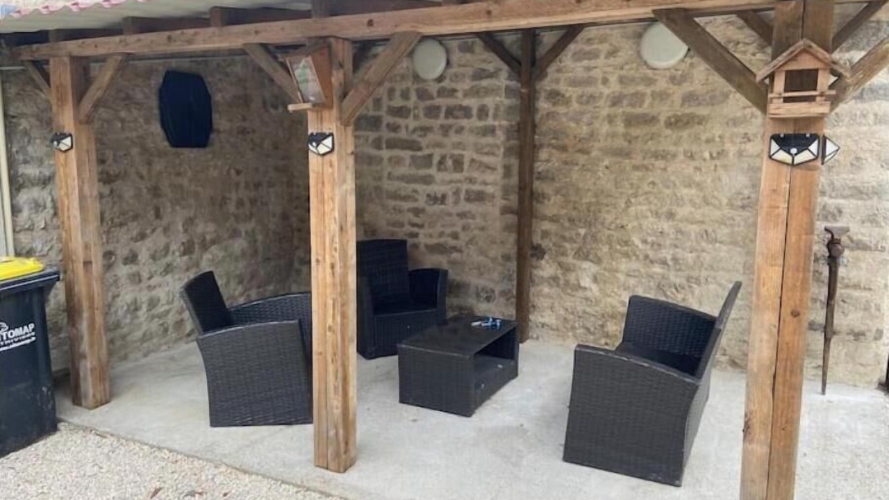 Photo of Patio Balcony in Audeville