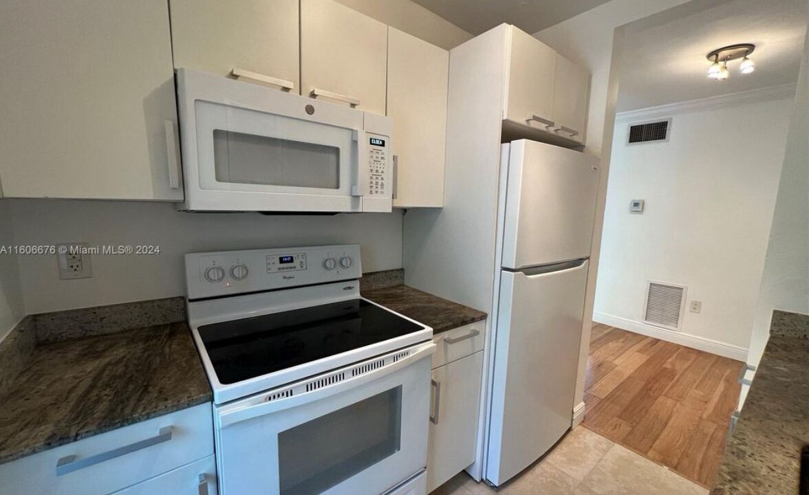 Photo of Kitchen in Key Biscayne