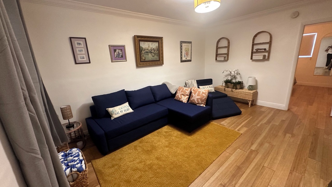 Photo of Livingroom in Key Biscayne