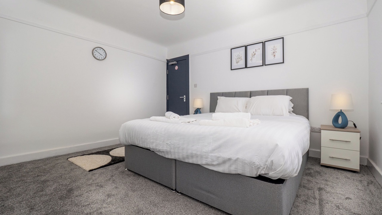 Photo of Bedroom in Wallasey