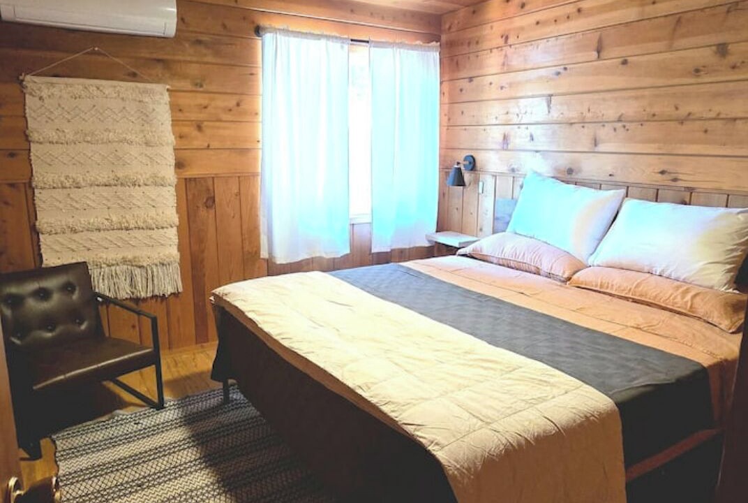 Photo of Bedroom in Cedar Ridge