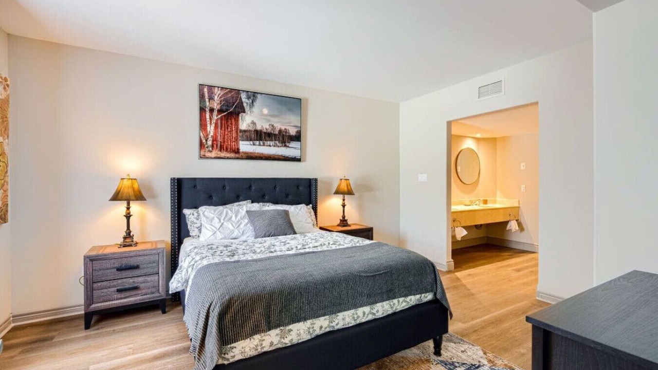 Photo of Bedroom in Oro-Medonte