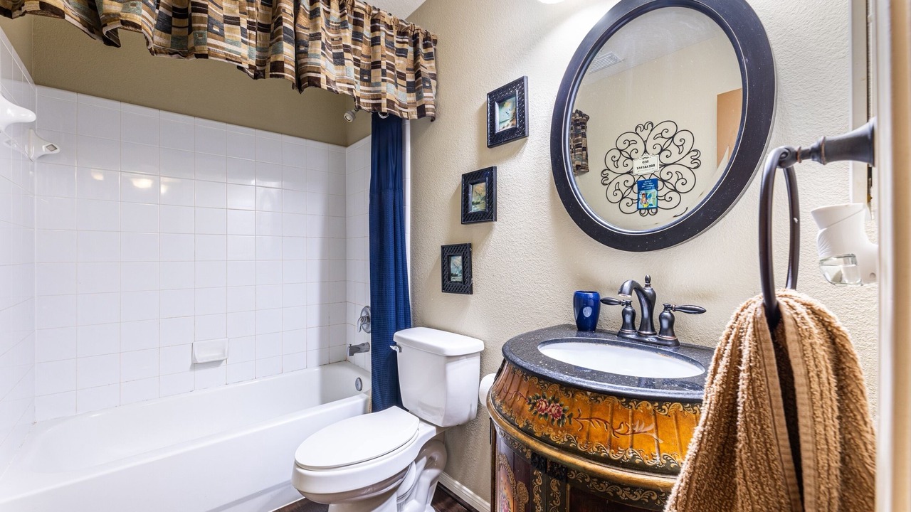 Photo of Bathroom in Atascocita