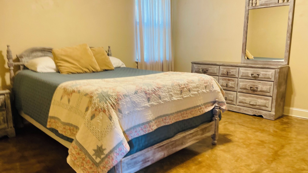 Photo of Bedroom in Covington