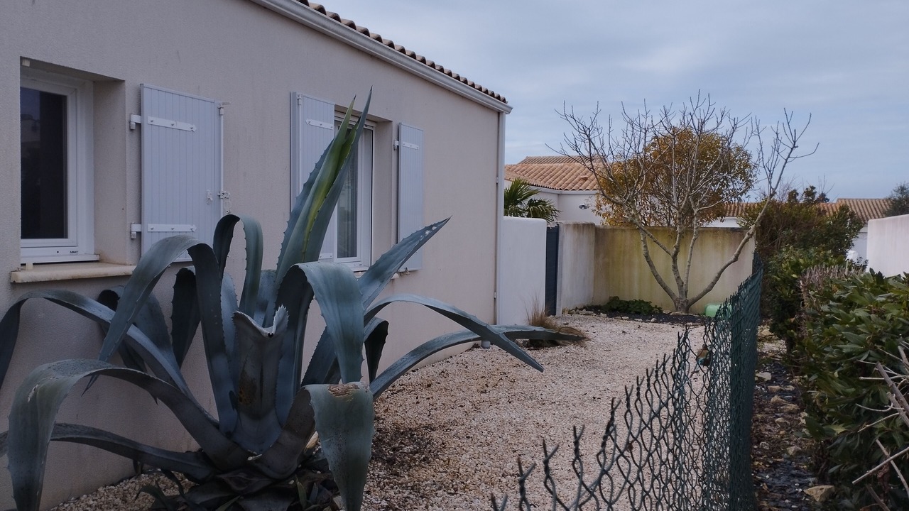 Photo of Outdoor in LHoumeau