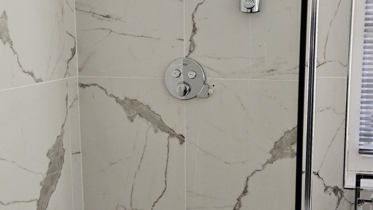 Photo of Bathroom in Dieppe