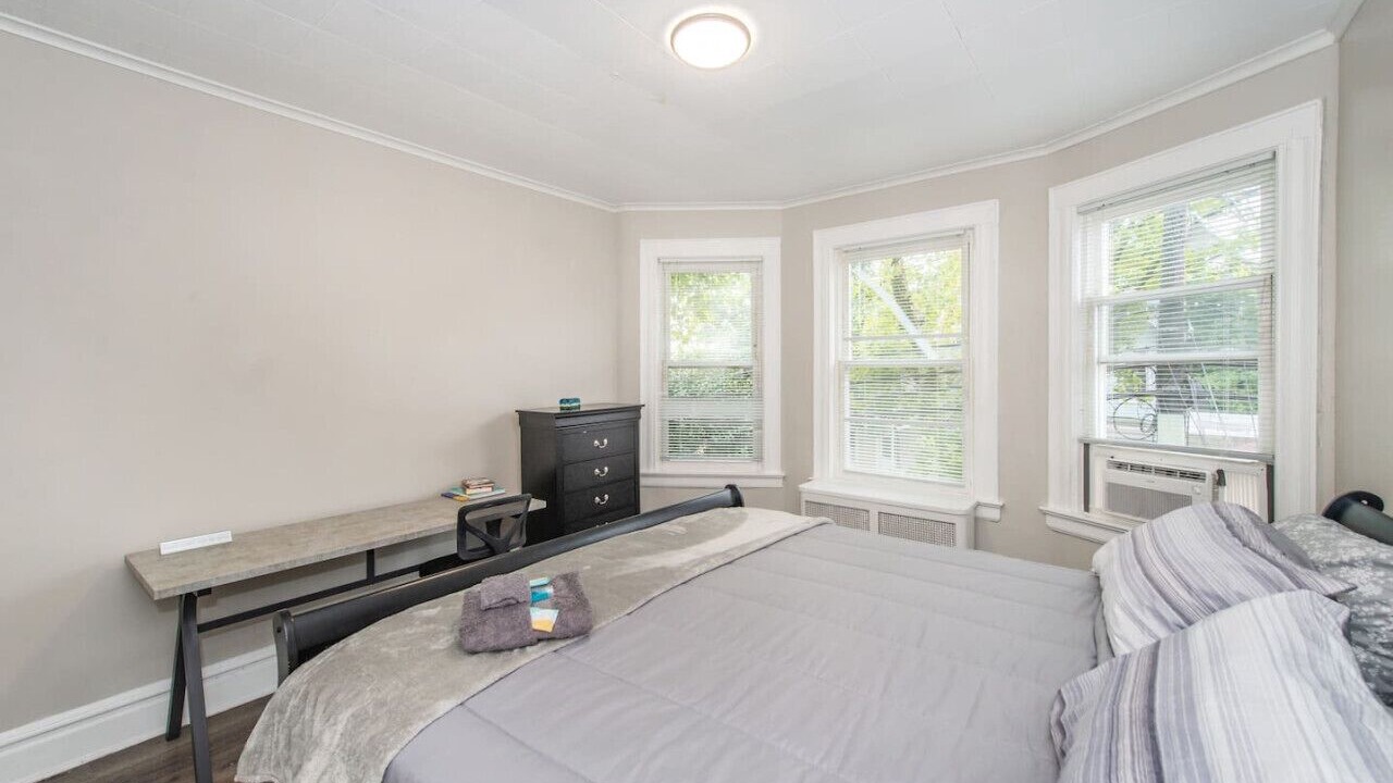 Photo of Bedroom in Harrison