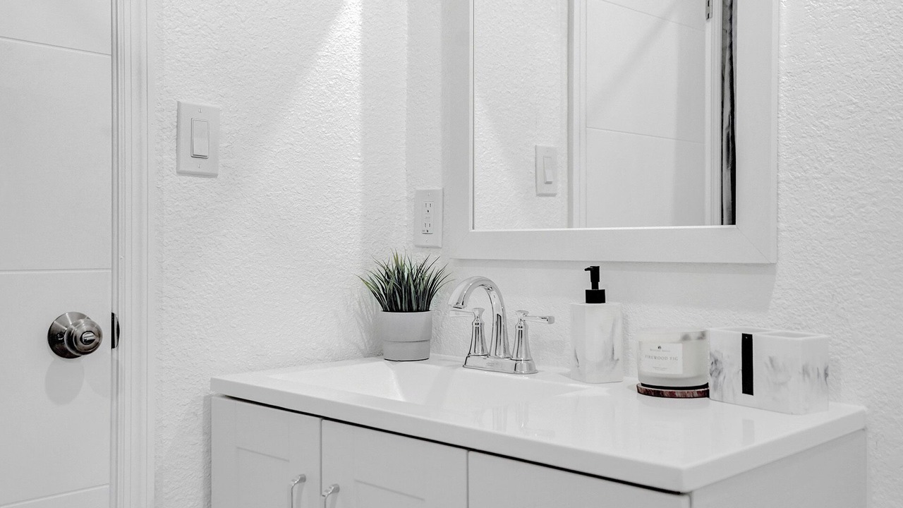 Photo of Bathroom in Ives Estates