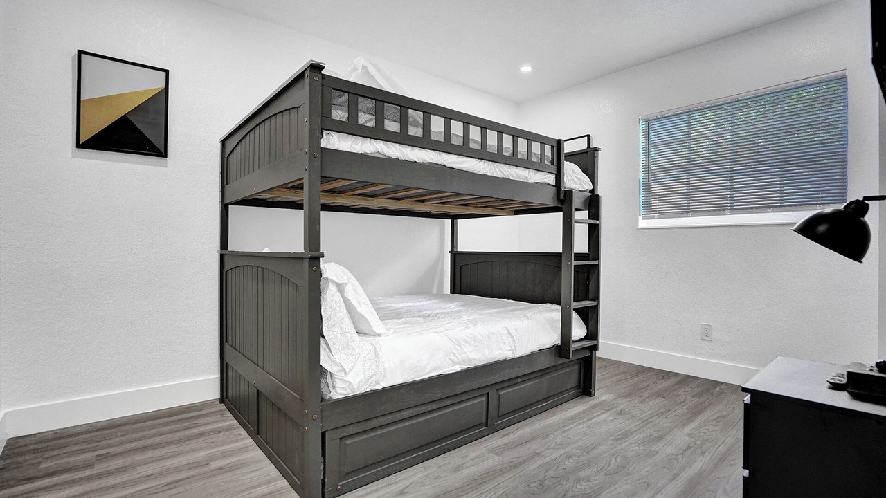 Photo of Bedroom in Ives Estates