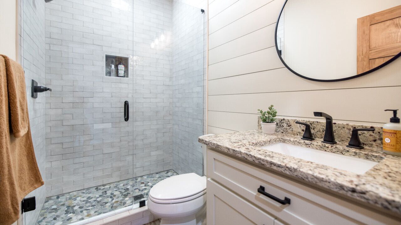 Photo of Bathroom in Chatsworth