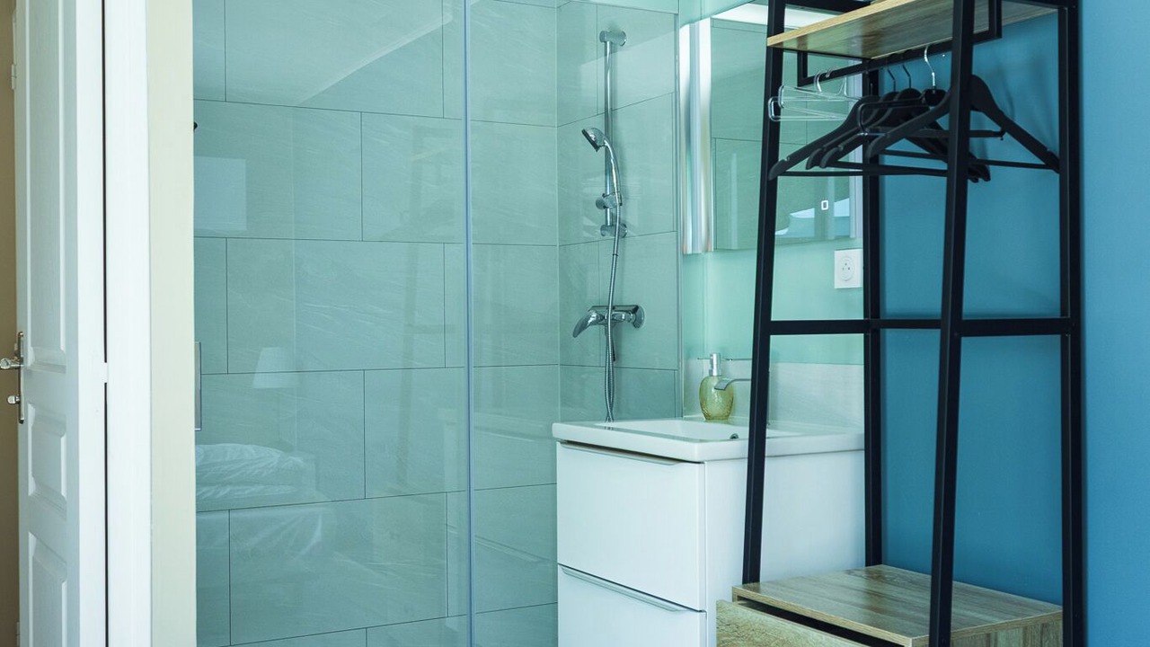 Photo of Bathroom in Loches