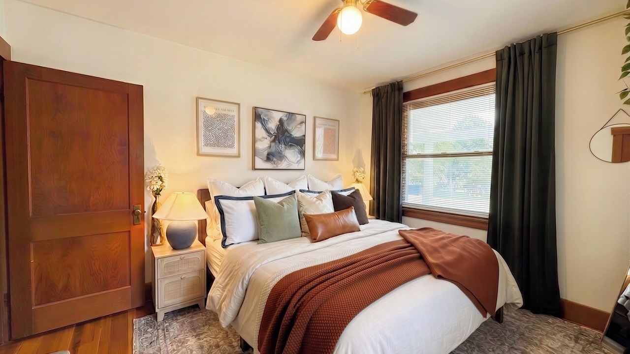 Photo of Bedroom in Englewood