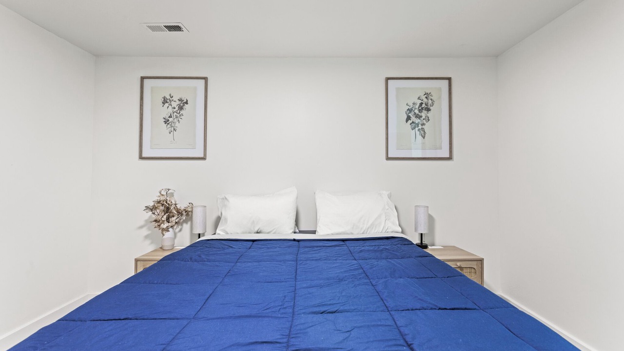 Photo of Bedroom in Englewood
