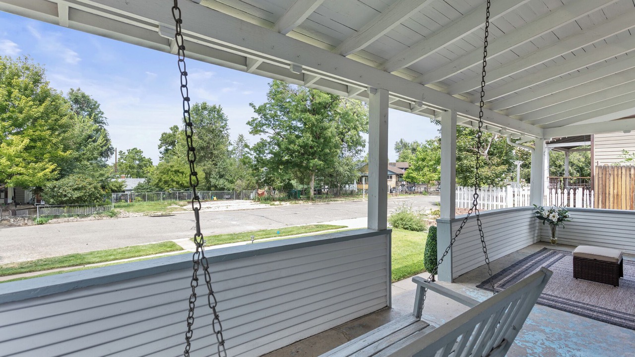 Photo of Patio Balcony in Englewood